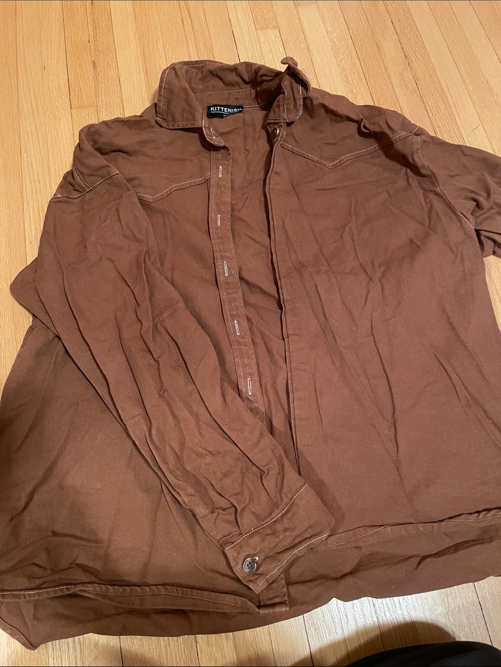 Kittenish button up